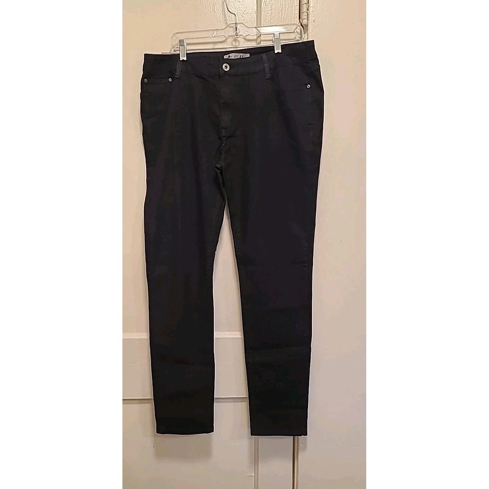 Womens Juju Classic Straight Fit Jeans Size 17/32  NEW Black  New Whit Tags
